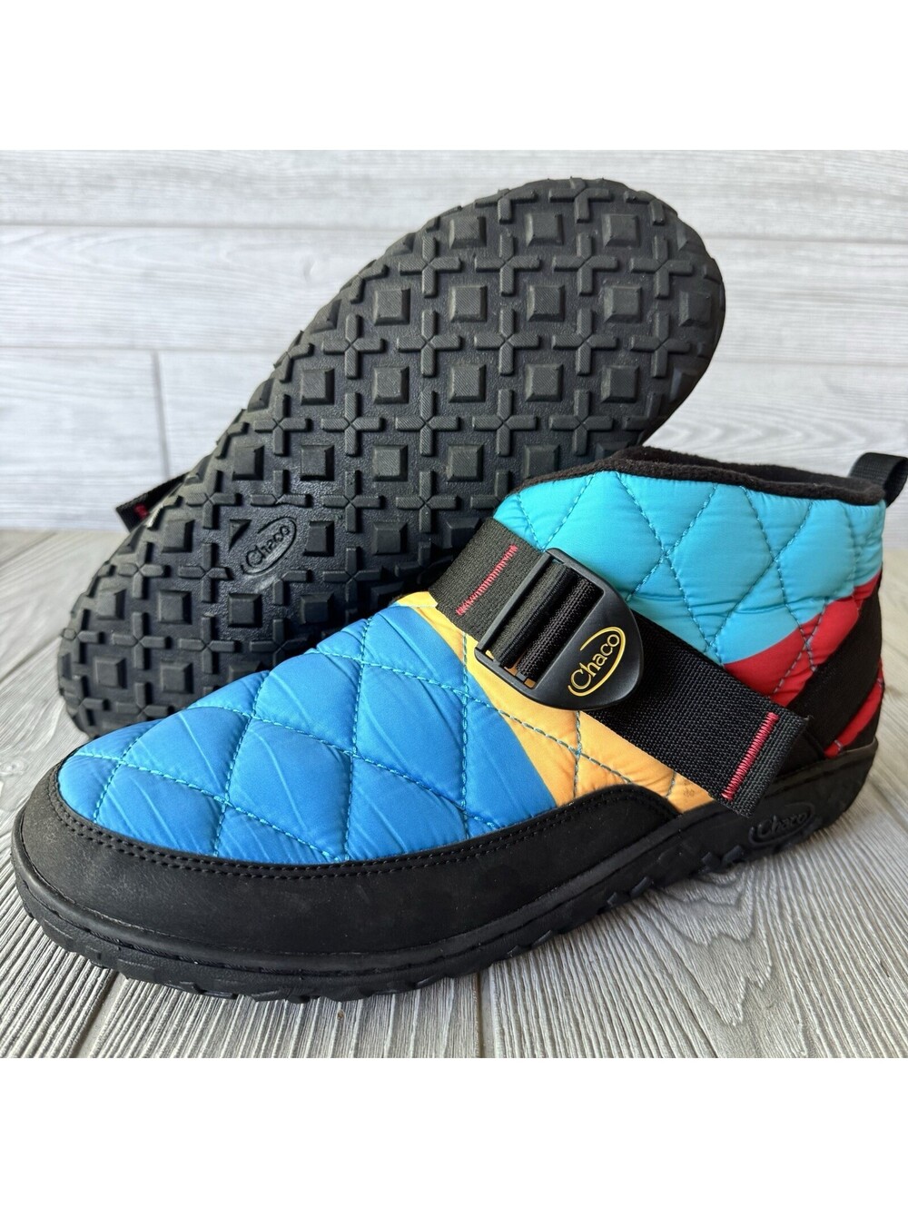 Chaco Ramble Puff Slip-On Boots Men’s 10.5 Blue Quilted Insulated Outdoor Camp